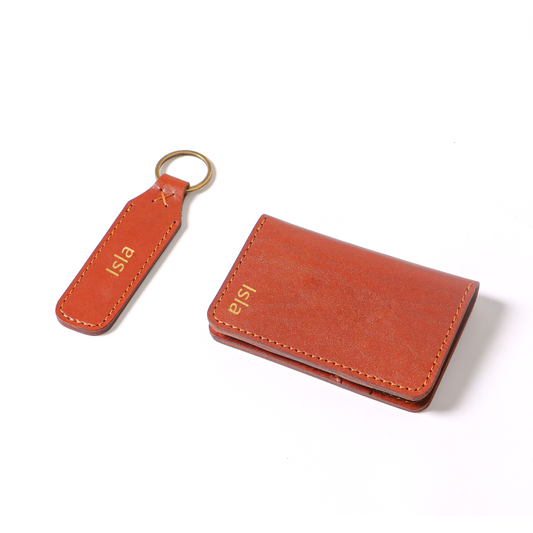 Personalisiertes Kartenetui und Schlüsselanhänger-Set aus Leder