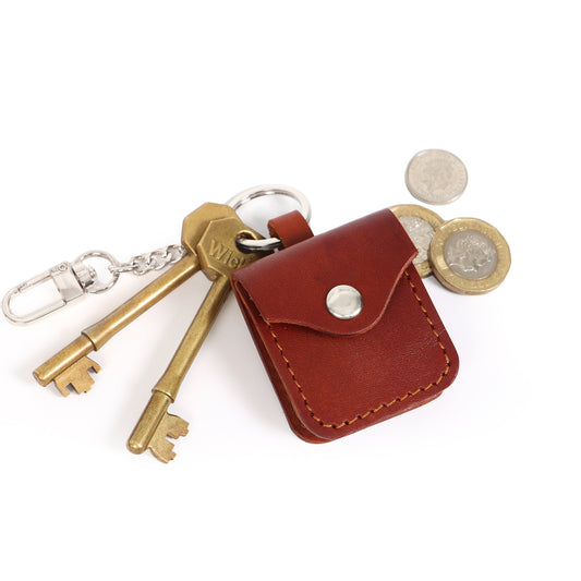 Geldbörse aus Leder mit Schlüsselanhänger. Münzetui aus Leder