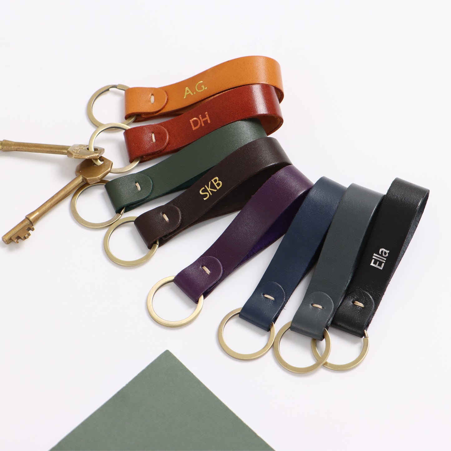 Personalisierter Schlüsselanhänger aus Leder